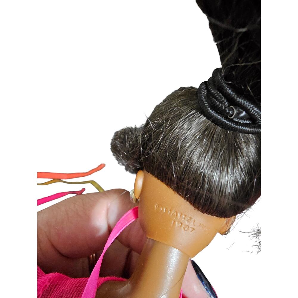 Vintage 1993 Gymnast Barbie Doll Bend & Move Body - African American - Rare - Picture 7 of 15